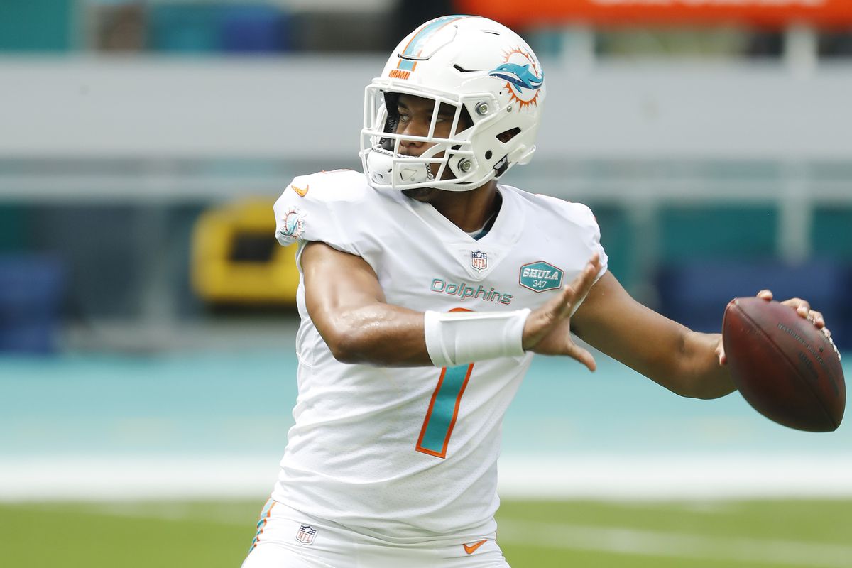 Dolphins QB Tua Tagovailoa finally makes NFL debut, his first game since  hip injury at Alabama