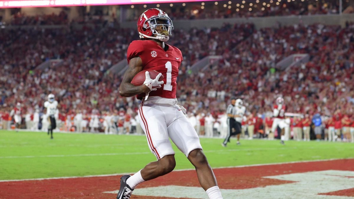 Alabama WRs Jameson Williams, John Metchie, Both Recovering from