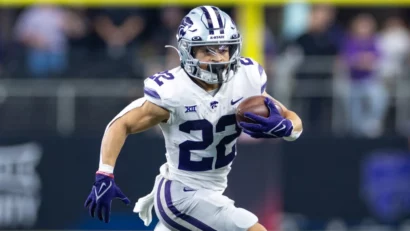 deuce vaughn 4.30.23