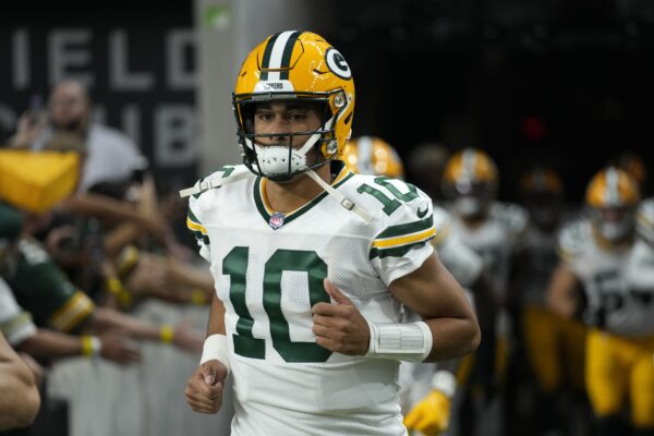 Packers Raiders Football